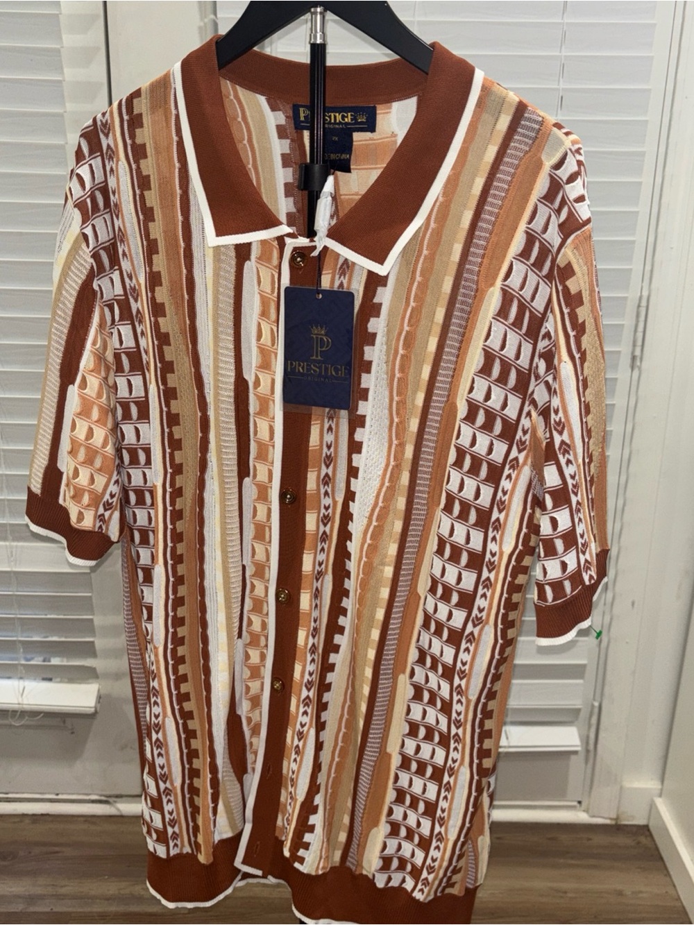 Men's Short-Sleeve Original Prestige Shirt in Brown & Cream.